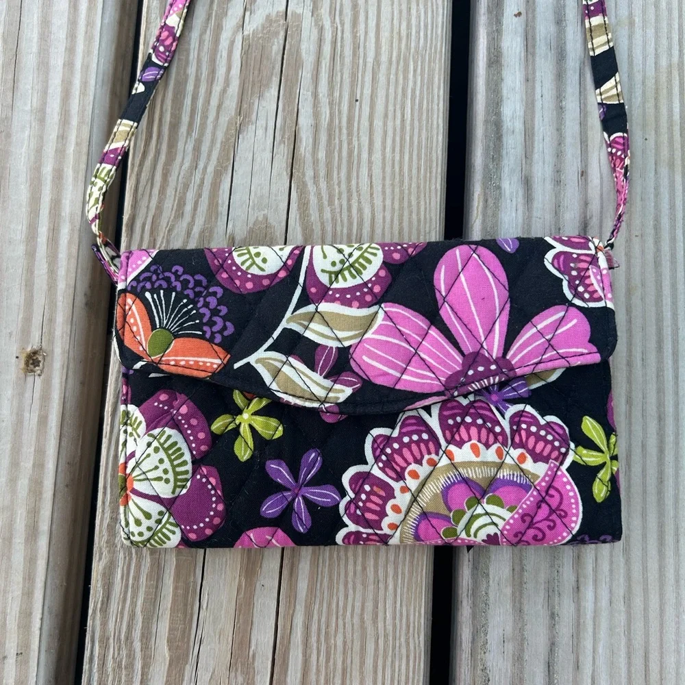 Vera Bradley Pirouette‎ Pink Removable Strap Crossbody Wallet Excellent Shape